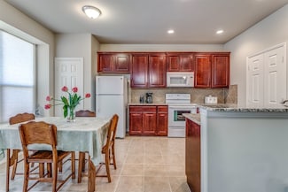 3649 Vienna St, Irving, TX 75038