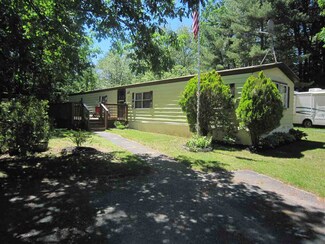 6 Silver St, Rochester, NH 03867