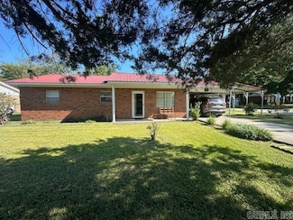 1400 Lockwood Dr, Corning, AR 72422
