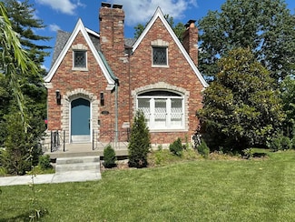 1137 Gilbert Ave, Saint Louis, MO 63119