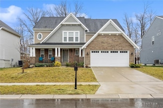 2106 Silver Linden Dr, Tipp City, OH 45371