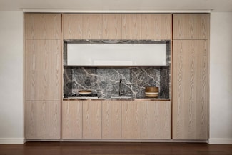125 Greenwich St Unit 38D, New York, NY 10006