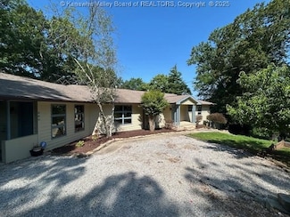 884 Alta Rd, Charleston, WV 25314