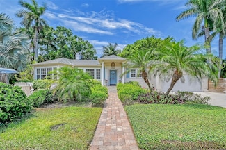 1960 Lincoln Dr, Sarasota, FL 34236
