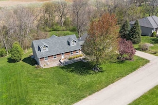 13294 212th Ave, Anamosa, IA 52205