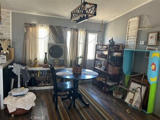 19033 Wagonwheel Rd, Helendale, CA 92342
