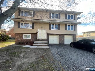 85 Grove St Unit 1, South Hackensack, NJ 07606