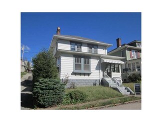 341 Park Ave, Waynesburg, PA 15370