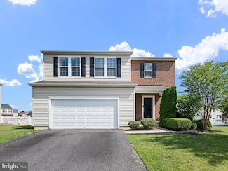211 W Pembrooke Dr, Smyrna, DE 19977