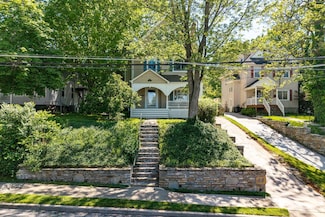 5118 Grandview Place, Cincinnati, OH 45212