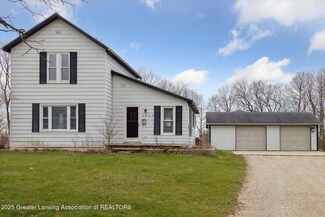 1055 Maynard Rd, Portland, MI 48875