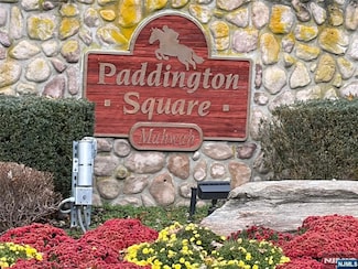 1192 Richmond Rd, Mahwah, NJ 07430