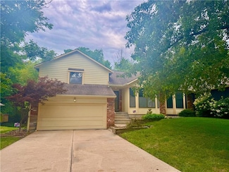 619 E 120th St, Kansas City, MO 64145