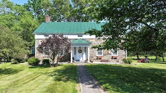 321 Crans Mill Rd, Pine Bush, NY 12566