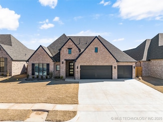 3913 S Gardenia Ave, Broken Arrow, OK 74011