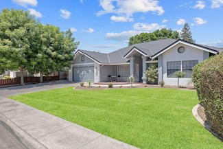 3340 W Orchard Ave, Visalia, CA 93277