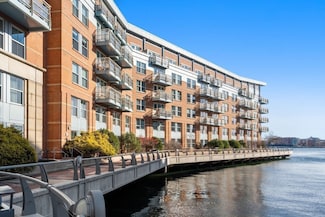 4 Battery Wharf Unit 4604, Boston, MA 02109