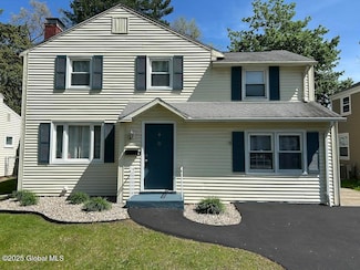 11 Jermain St, Albany, NY 12206