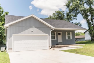 419 W Ramsey, Buffalo, MO 65622