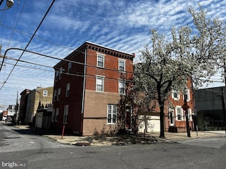 1037 Shackamaxon St, Philadelphia, PA 19125