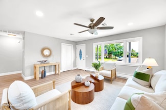 134 Northumberland Dr, Toms River, NJ 08757