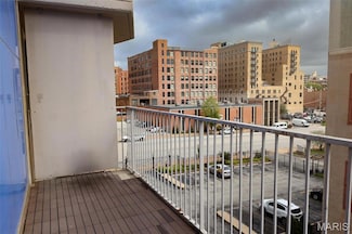 210 N 17th St Unit 408, Saint Louis, MO 63103
