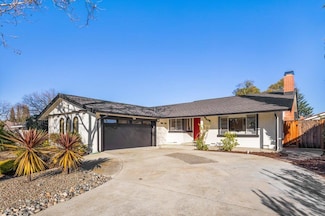 520 Sequoia Dr, Sunnyvale, CA 94086