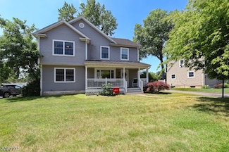 32 Graham Ave, Wayne, NJ 07470