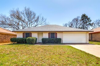 12424 Tulip Dr, Balch Springs, TX 75180