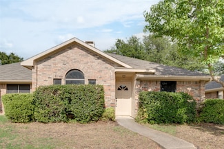 2018 Hearthside Ln, Garland, TX 75044