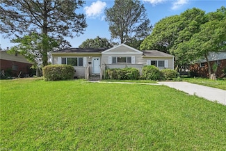 3813 Honeytree Ln, Virginia Beach, VA 23452