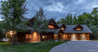 195 Homan Lake Rd, Iron River, MI 49935
