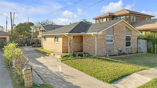 2507 37th St, Galveston, TX 77550
