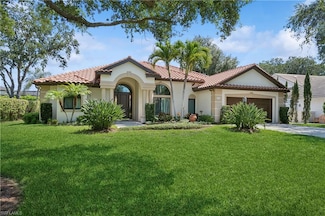 2096 Mission Dr, Naples, FL 34109