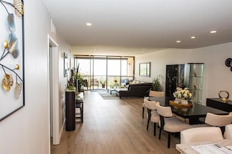 2500 Torrey Pines Rd Unit 902, La Jolla, CA 92037