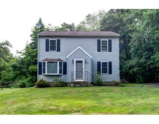 63 Saint Louis St, Worcester, MA 01607