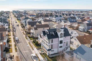 20 N Clarendon Ave, Margate City, NJ 08402