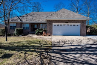 8 Morganshire Dr, Bella Vista, AR 72714