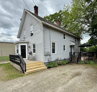199 Mechanic St, Danielson, CT 06239