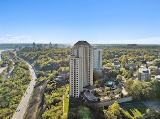 1201 Edgecliff Place, Cincinnati, OH 45206
