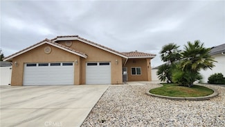 13770 Driftwood Dr, Victorville, CA 92395
