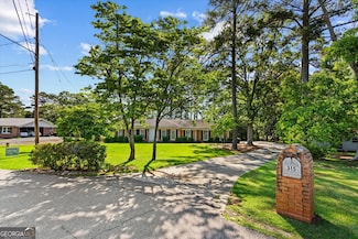 315 Burke Cir, McDonough, GA 30253