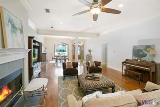 114 Charter Ridge Ct, Baton Rouge, LA 70810