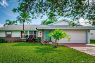 2425 SW Avondale St, Port Saint Lucie, FL 34984