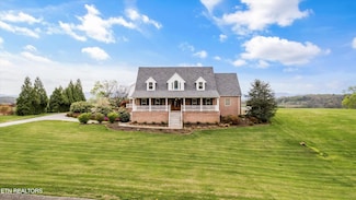 134 A T Crumley Rd, Rockford, TN 37853