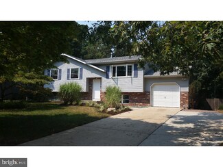 269 Centaurian Dr, West Berlin, NJ 08091