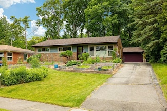 1710 Palomar Dr, Ann Arbor, MI 48103