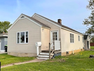1119 W Hughitt St, Iron Mountain, MI 49801