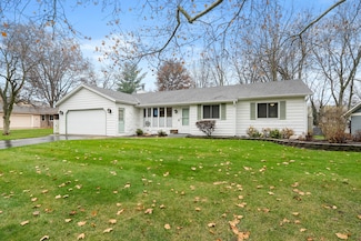 1565 Brookmoor Ln, Portage, MI 49024