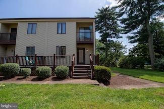 24 Chatham Ct, Dover, DE 19901